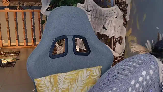 Snapshot of NancyMartinez chatting on 10.29.25 NancyMartinez online show from 10.29.25