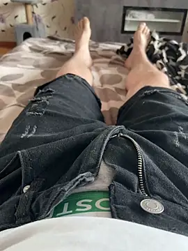 red red00 online show from 03.05.26