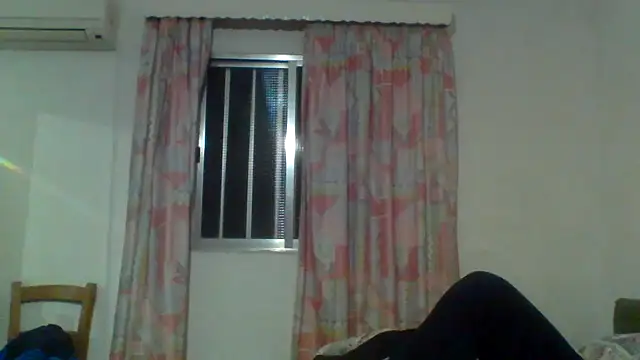 Snapshot of petan33 chatting on 04.18.26 petan33 online show from 04.18.26