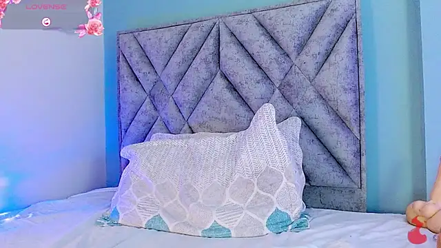 zoewilliams2 online show from 03.28.26