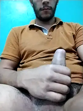 Snapshot of G0stragos chatting on 12.04.25 G0stragos online show from 12.04.25