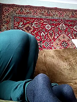 Pineapple04 online show from 10.09.25