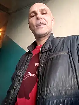 Pineapple04 online show from 04.20.26