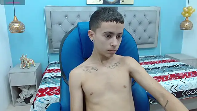 Xavii18 online show from 02.20.25