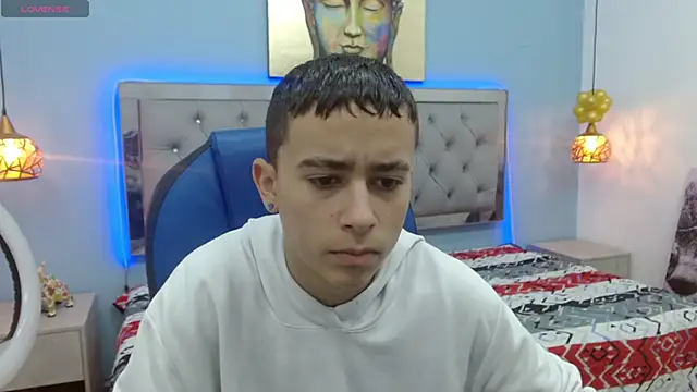 Xavii18 online show from 02.25.25