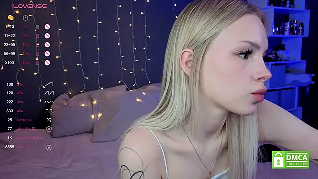 aneta alisha online show from 11.17.25