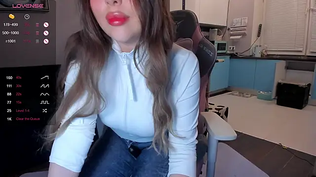 wwildfox online show from 03.06.25
