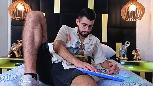 Snapshot of Ethan__Walker chatting on 09.23.25 Ethan Walker online show from 09.23.25