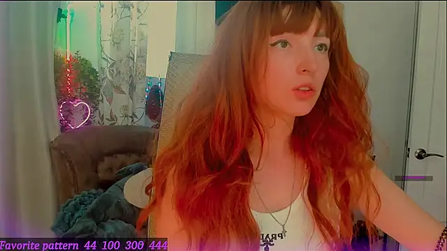 Toxic Ellies online show from 04.16.26