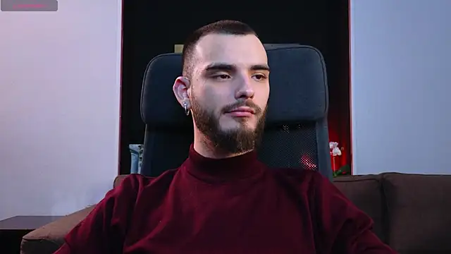 Snapshot of xteddy_bear chatting on 01.09.25 xteddy bear online show from 01.09.25