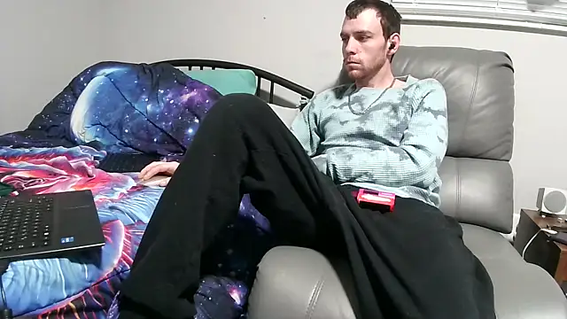 Snapshot of Boogieflex1 chatting on 11.11.25 Boogieflex1 online show from 11.11.25