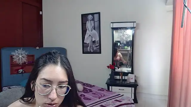 Snapshot of jeyloveebony chatting on 12.07.24 jeyloveebony online show from 12.07.24