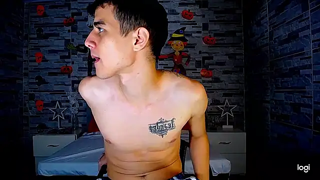 ADAM HOT online show from 10.08.25