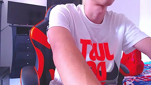 ADAM HOT online show from 01.07.26