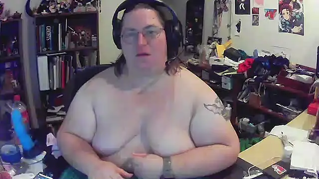 Snapshot of ShibariTurtleDuck chatting on 09.09.25 ShibariTurtleDuck online show from 09.09.25