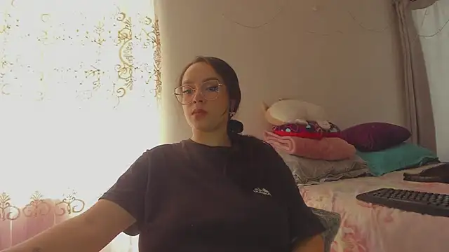 HARLEYNAPIER online show from 03.25.26