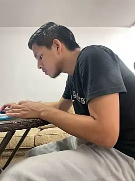 Dani202017 online show from 03.14.25