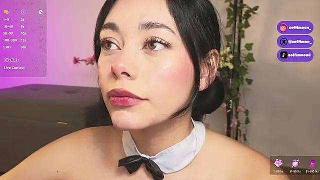 Soffimoon  online show from 10.10.25