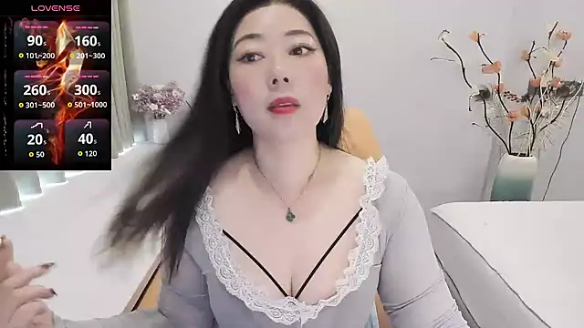 Crystal Wings online show from 11.16.25