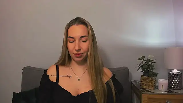 AriaDesire online show from 01.30.25