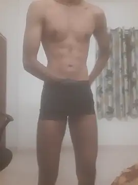 Snapshot of MustFuckHard@xh chatting on 11.05.25 MustFuckHardxh online show from 11.05.25