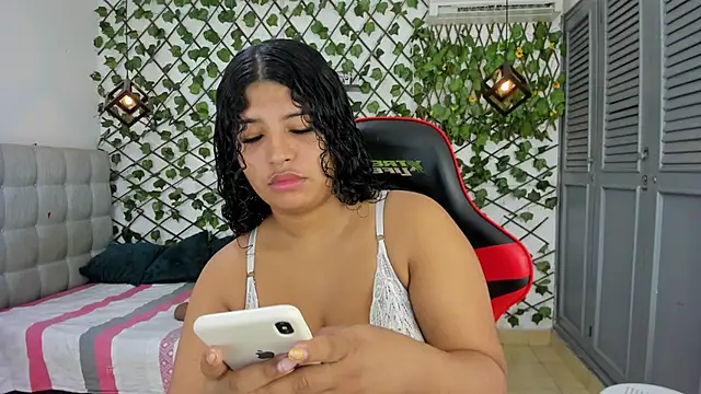 Snapshot of valentina_0_ chatting on 01.19.26 valentina 0 online show from 01.19.26