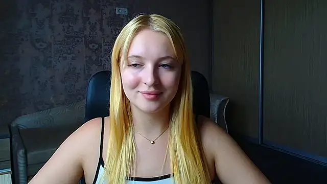 Snapshot of Milka_kiss_ chatting on 06.03.26 Milka kiss online show from 06.03.26