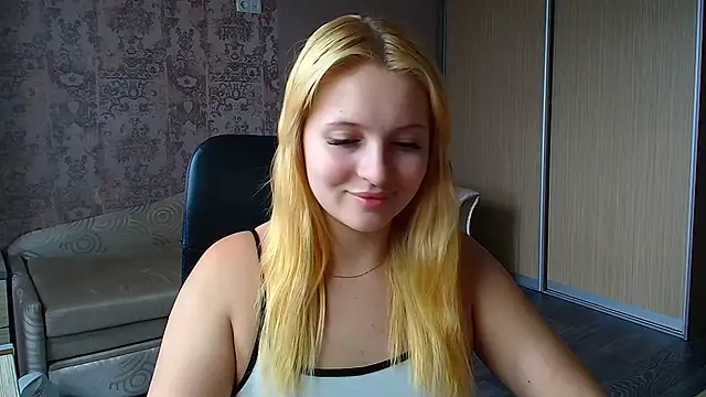 Snapshot of Milka_kiss_ chatting on 06.09.26 Milka kiss online show from 06.09.26