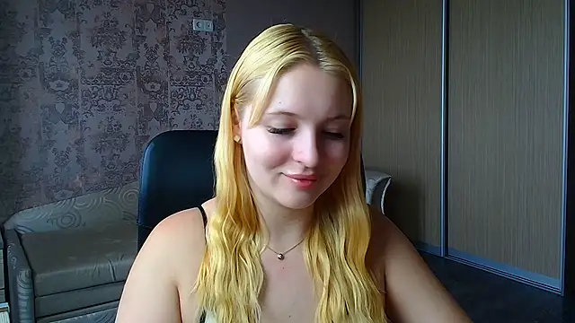 Snapshot of Milka_kiss_ chatting on 06.13.26 Milka kiss online show from 06.13.26