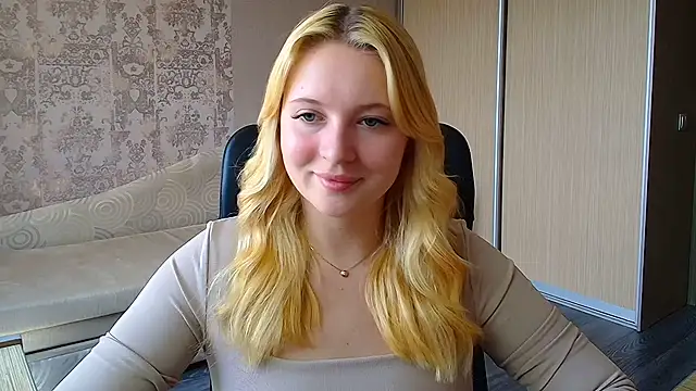 Snapshot of Milka_kiss_ chatting on 07.04.26 Milka kiss online show from 07.04.26