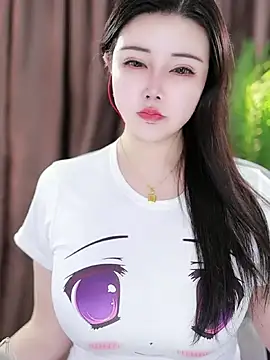 Qiaoqiao  online show from 01.29.25