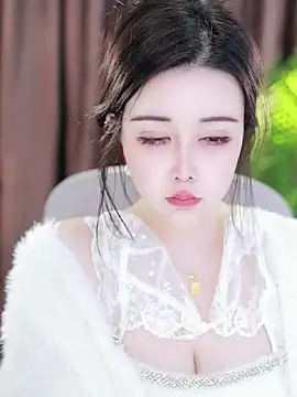 Qiaoqiao  online show from 02.03.25