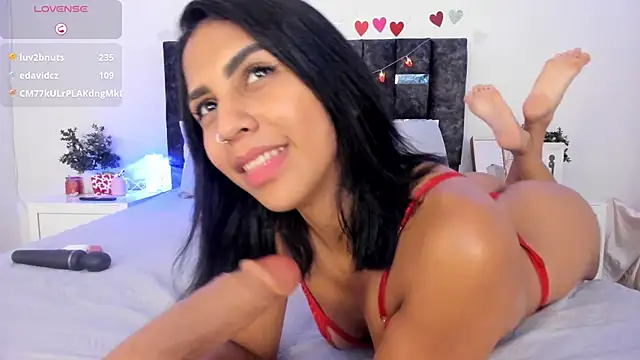 Snapshot of sharonmiller_2_ chatting on 02.18.25 sharonmiller 2 online show from 02.18.25