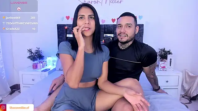 Snapshot of sharonmiller_2_ chatting on 02.19.25 sharonmiller 2 online show from 02.19.25