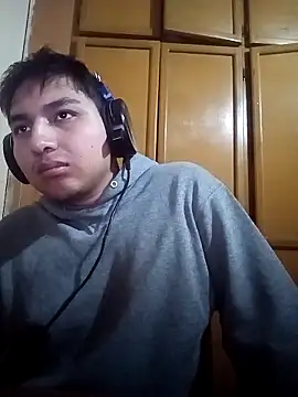 LoganFinds online show from 10.31.25