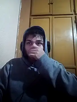 LoganFinds online show from 11.04.25