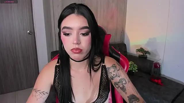 Snapshot of zoee_jackson chatting on 02.08.26 zoee jackson online show from 02.08.26