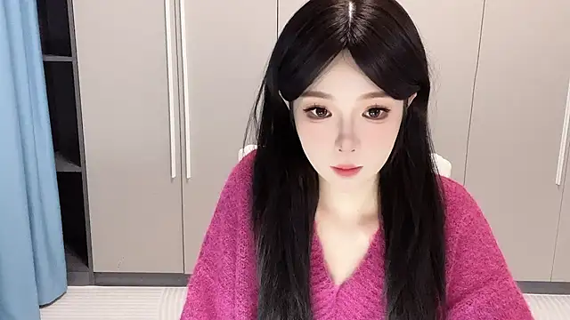 Q-ing online show from 10.14.25