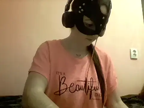 MaxWellas6 online show from 01.28.25