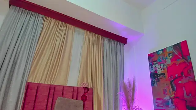 SabrinaWarrenn online show from 02.15.25