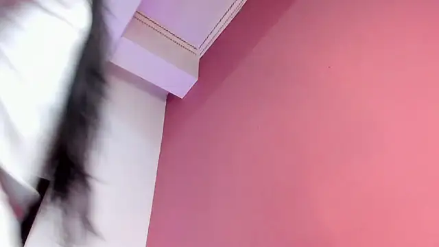 SabrinaWarrenn online show from 02.19.25