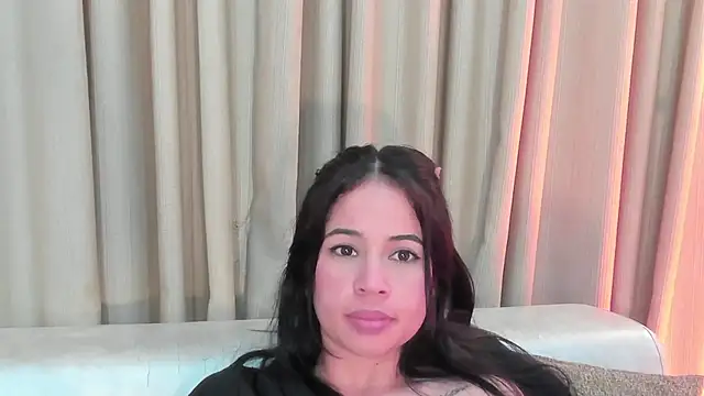 SabrinaWarrenn online show from 02.22.25