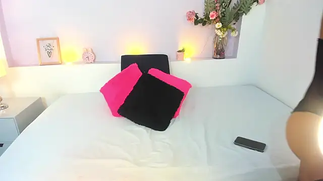 Snapshot of AmyBarton02 chatting on 12.09.24 AmyBarton02 online show from 12.09.24