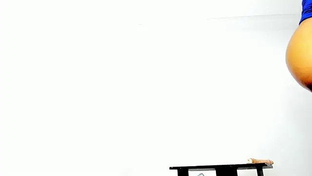 Snapshot of Tsblackxx chatting on 10.22.25 Tsblackxx online show from 10.22.25