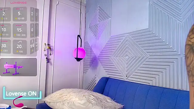 Snapshot of danika_mori1 chatting on 11.05.25 danika mori1 online show from 11.05.25