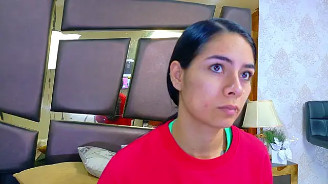 NicoleEsposito online show from 04.14.26