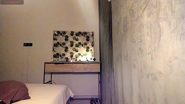 Selena Rase online show from 11.16.25