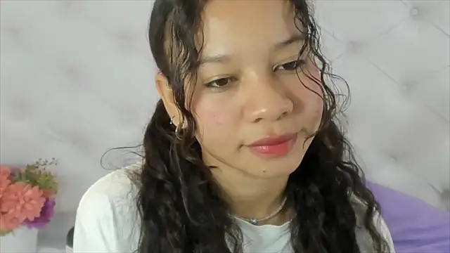 Snapshot of brithany_rousee chatting on 12.13.24 brithany rousee online show from 12.13.24