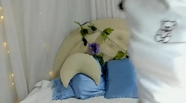 Snapshot of brithany_rousee chatting on 01.10.25 brithany rousee online show from 01.10.25