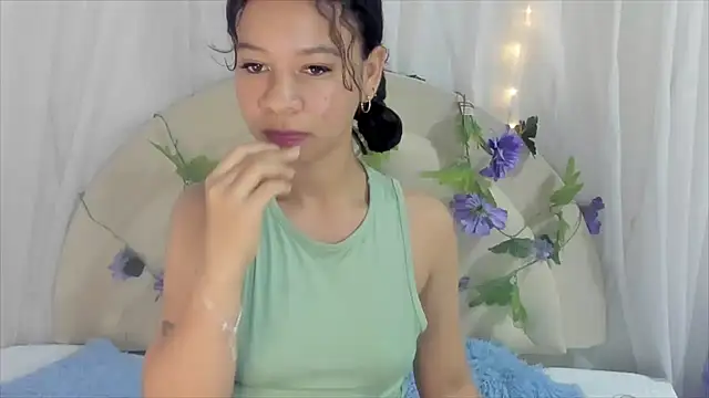 Snapshot of brithany_rousee chatting on 01.24.25 brithany rousee online show from 01.24.25